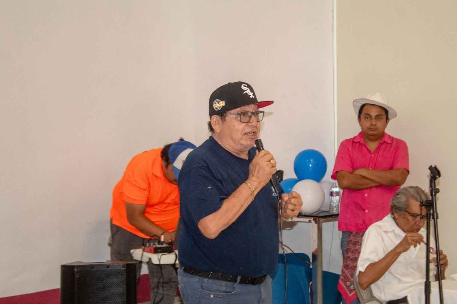 Homenaje a los padres del CEJUPE